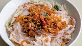 蒸し豚と野菜のみょうがじょうゆ