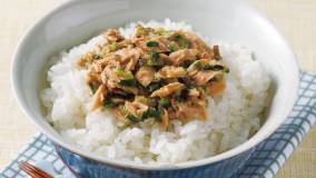 ツナ缶と塩昆布丼