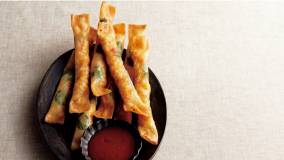 とうもろこしとえびの棒春巻