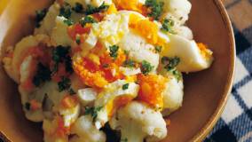 カリフラワーと卵のサラダ