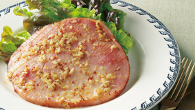 ハムステーキのはちみつしょうがソース