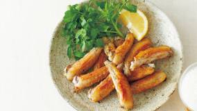 鶏スペアリブの黒こしょう焼き