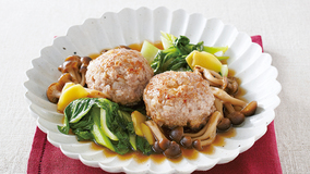 大きめ肉だんごの中国風煮込み