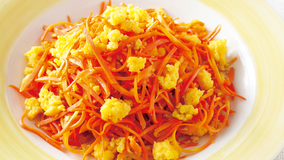 いり卵とにんじんの炒め物