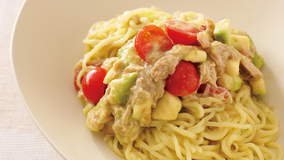 ツナとアボカドのあえ麺
