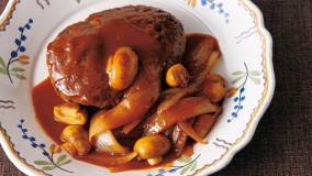 煮込みハンバーグ