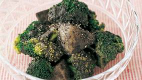 ゆで野菜のごまあえ