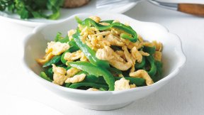 ピーマンと卵のサラダ