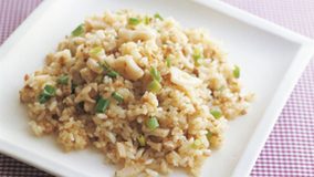 鶏ひき肉とれんこんのみそチャーハン