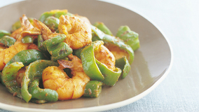 えびとピーマンのカレー炒め