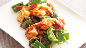 えびとピーマンのくし焼き