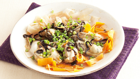 かきと野菜の塩昆布蒸し