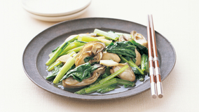 かきと小松菜のナムプラー炒め