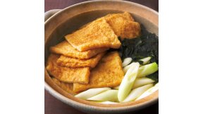 油揚げとわかめの鍋