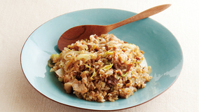 豚肉とキャベツのウスターソース焼き飯