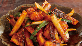 ごぼうとさばのコチュジャン炒め