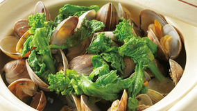 あさりと菜の花の昆布蒸し