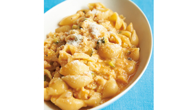 なすとシーフードラグーのショートパスタ