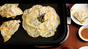 切り分けギョーザ