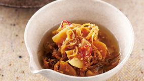 しょうがとにんにくのピリ辛だれ