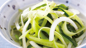 ピーラーきゅうりのサラダ