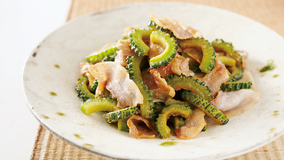 ゴーヤーと豚バラの炒め物