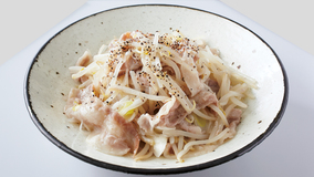 もやしと豚肉のバター蒸し