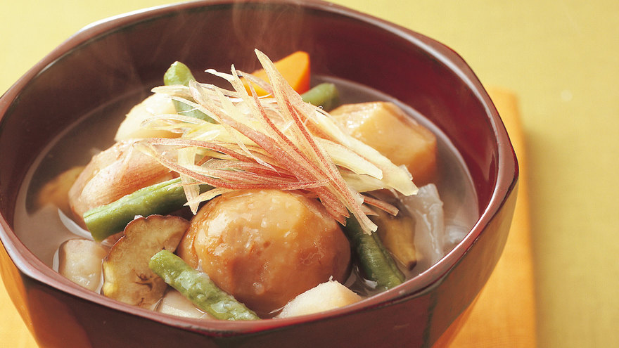 くり入り野菜椀（わん）