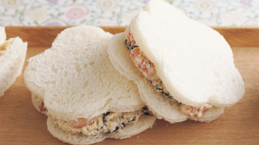 えびとひじきの白あえサンド