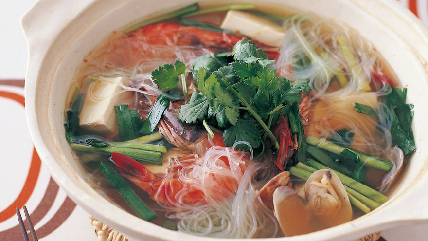 えびとあさりのピリ辛鍋