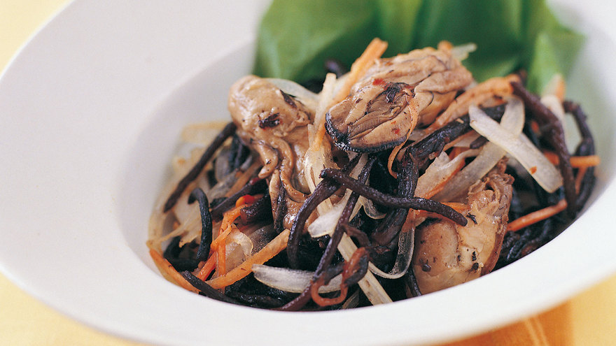 ひじきとかきのたまねぎサラダ