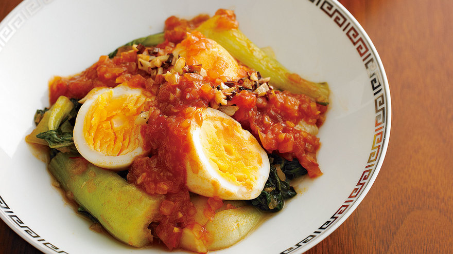 ゆで卵とチンゲンサイのチリソース煮