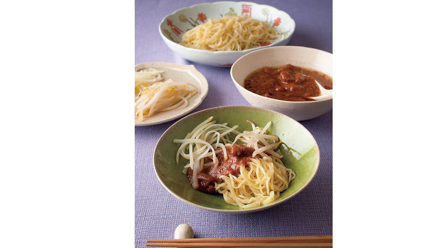 豚こま肉のジャージャー麺