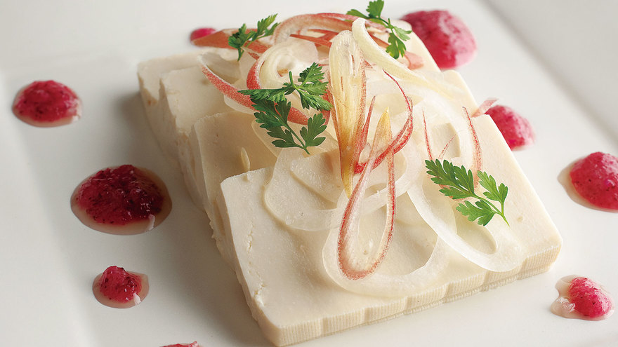 しば漬けドレッシングの豆腐サラダ