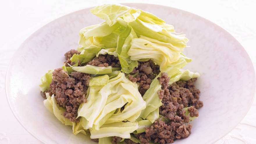 春キャベツとひき肉のサラダ