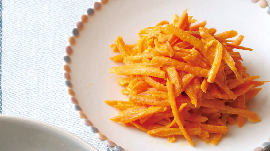 にんじんのピーナツあえ