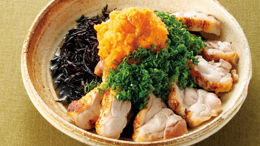 ひじきと鶏肉のにんじんあえ