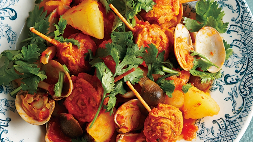 豚ももとパプリカの蒸し煮