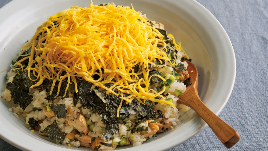 照り焼きチキンの混ぜずし レシピ 栗原 はるみさん みんなのきょうの料理 おいしいレシピや献立を探そう