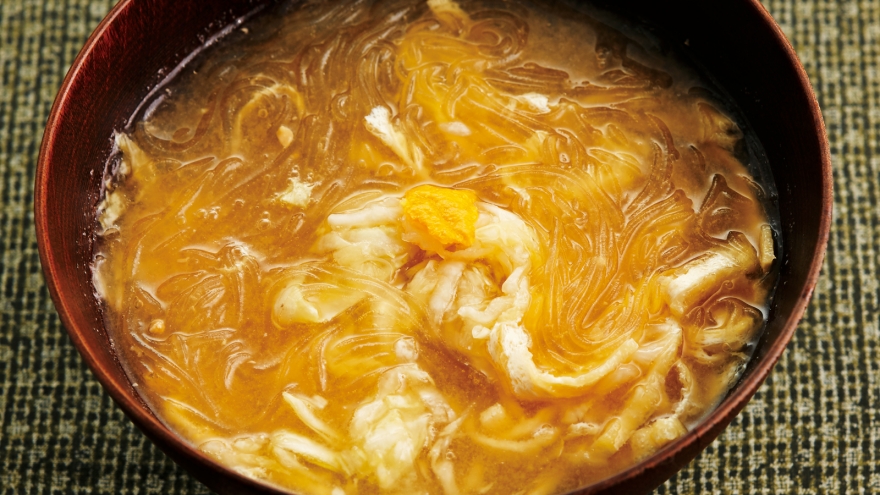 香味乳酸キャベツと春雨のみそ汁