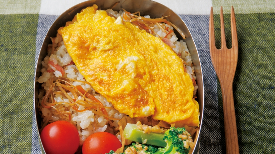 きんぴらご飯の和風オムのっけ
