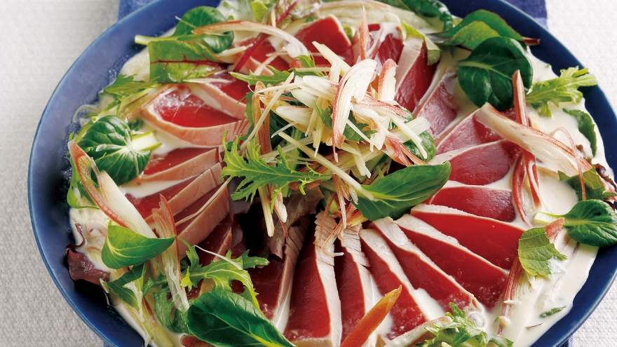 まぐろのミルクごまだれマリネ