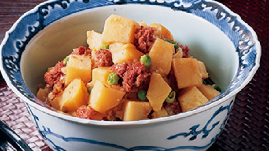 コンビーフとじゃがいものうま煮