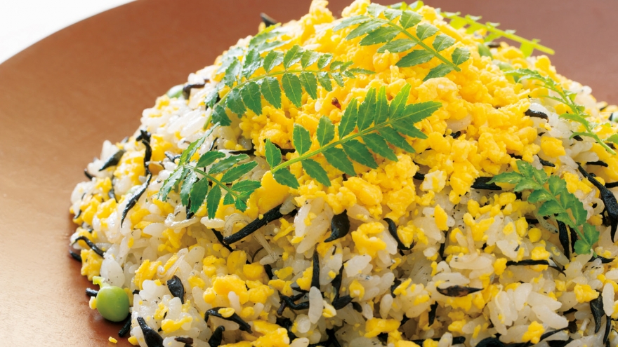 ひじきとえんどう豆のばらずし