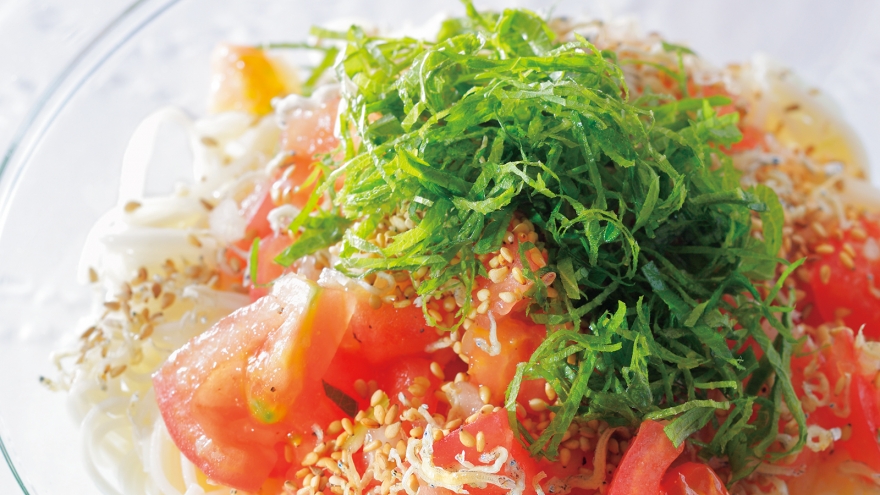 トマトじゃこそうめん