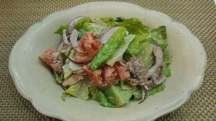 ロメインレタスのえごまサラダ