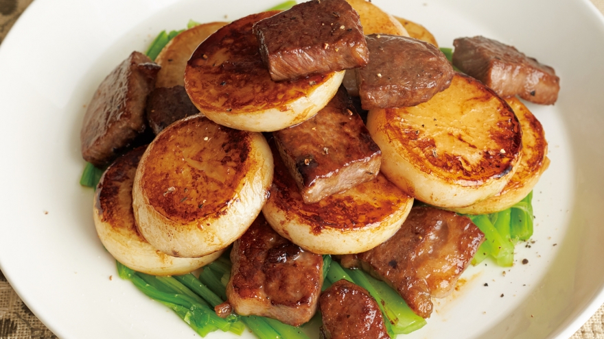 牛肉とかぶのステーキ