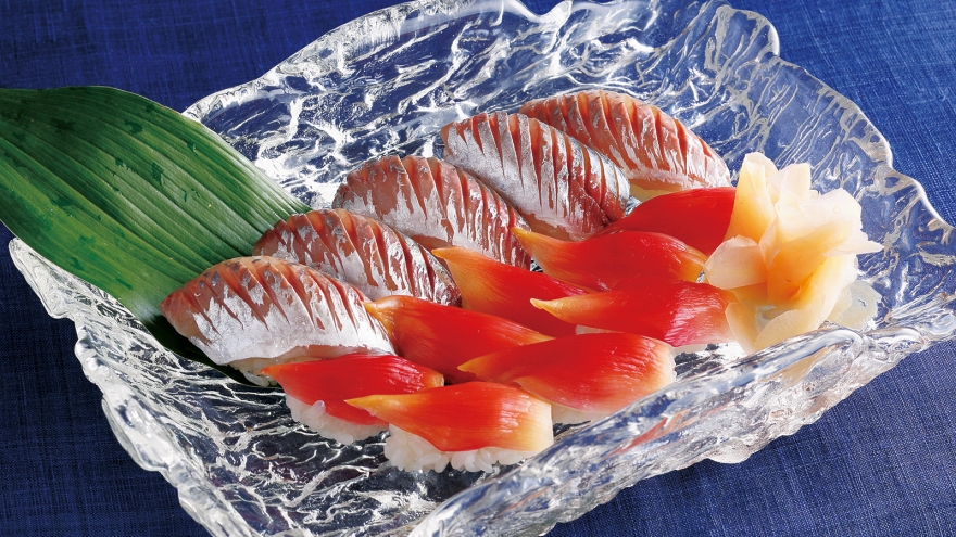 あじとみょうがの甘酢ずし