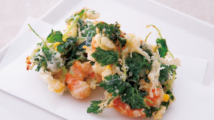 とうもろこしの牛乳かき揚げ