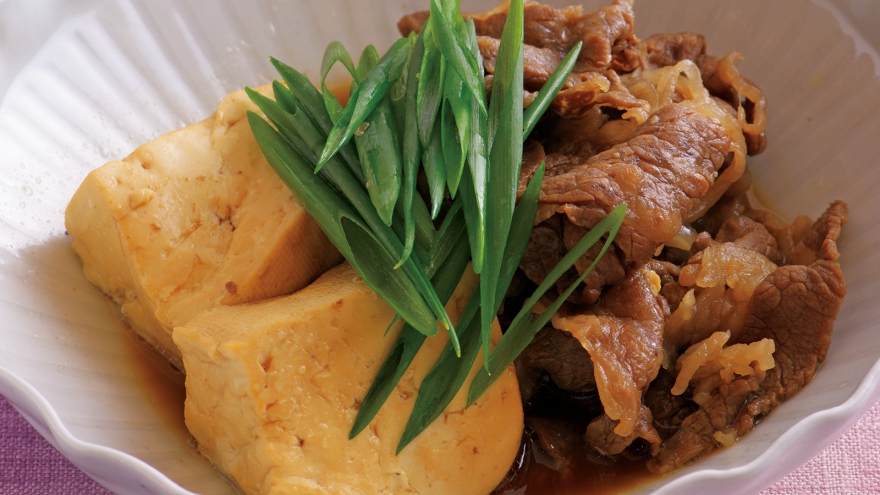 青ねぎたっぷり肉豆腐